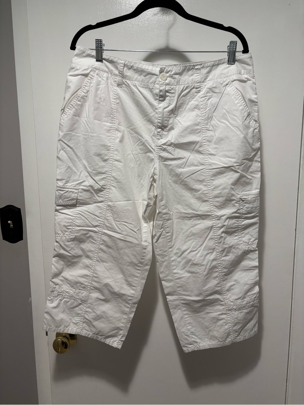 CJ Breeze Women's White Cargo Capris - Casual Comfort Size 14